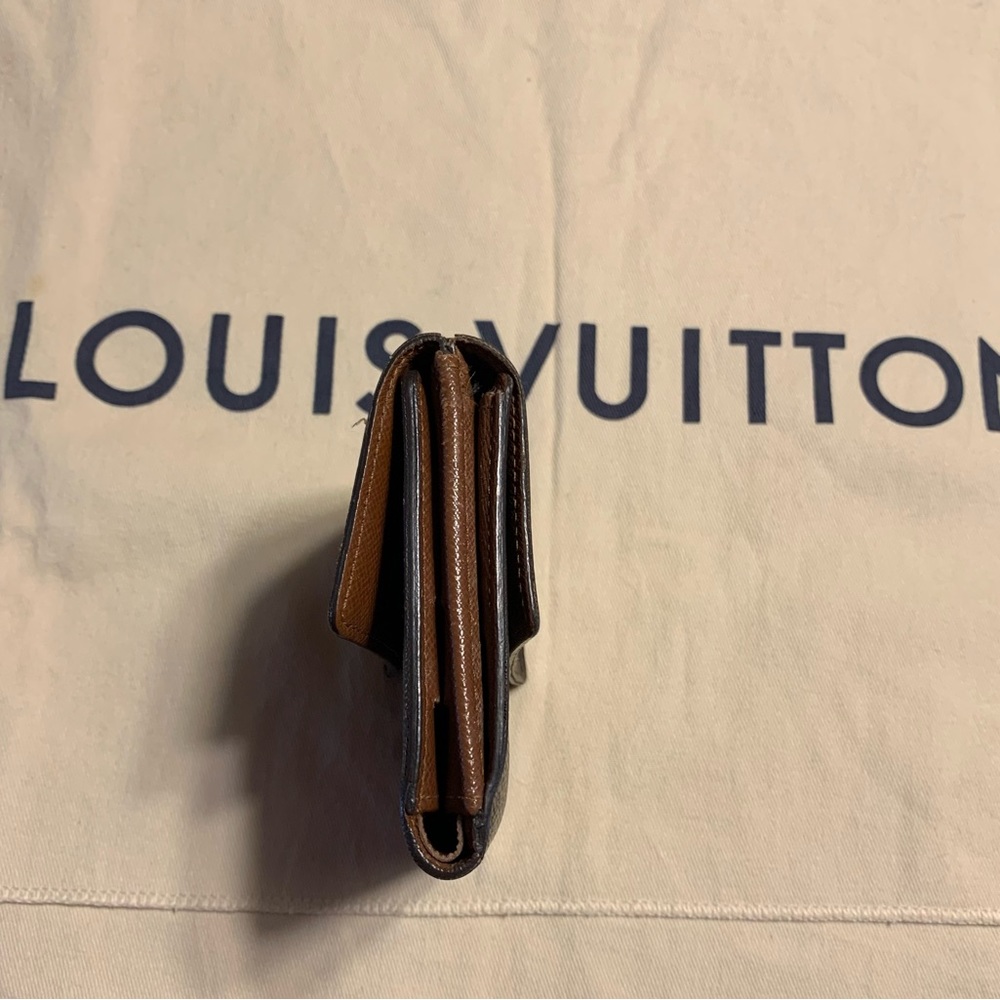 Louis Vuitton Portefeiulle Ellie’s Trifold Wallet - Picture 6 of 12